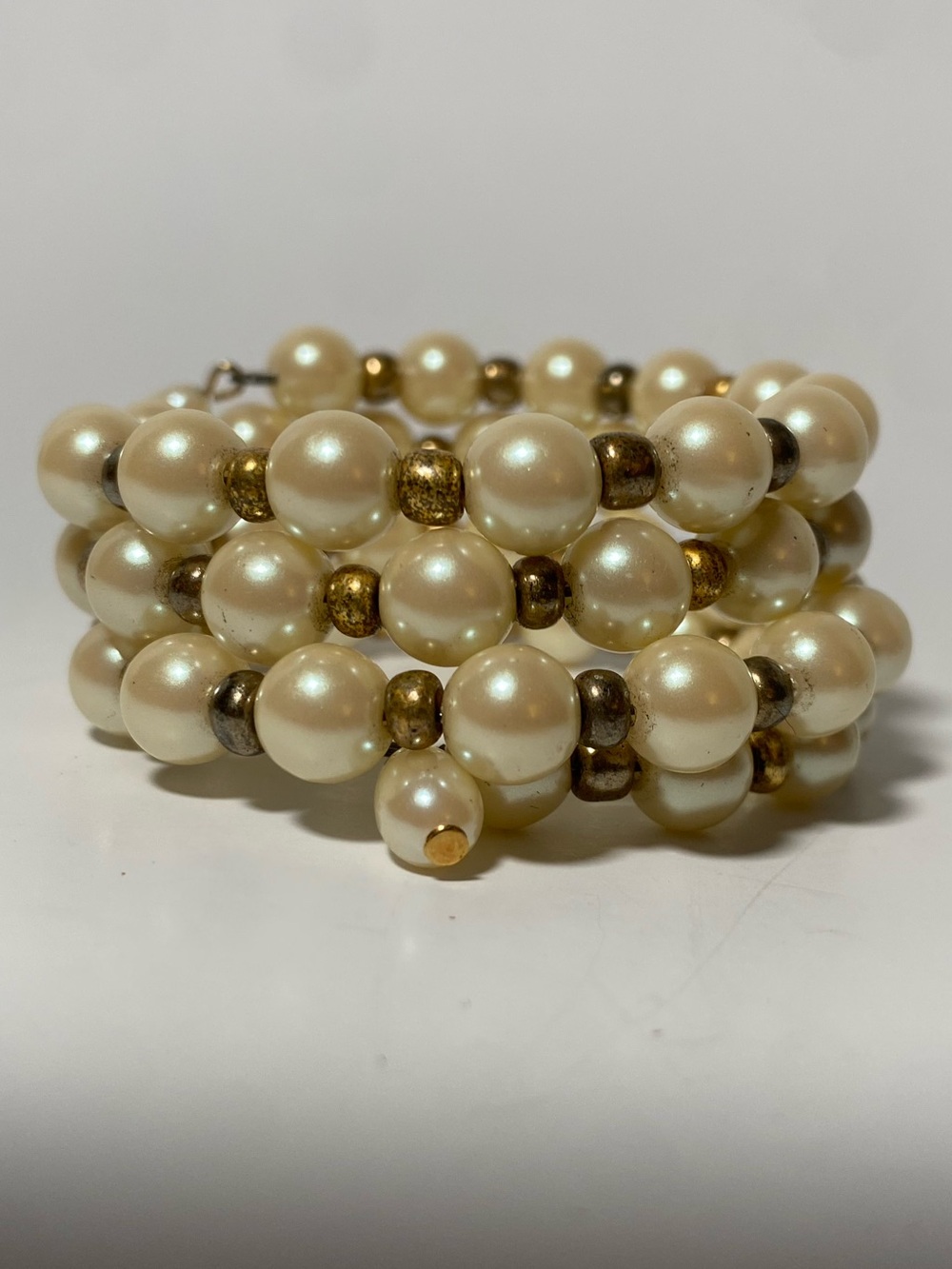 Vintage Ivory Pearl Coil Bracelet Gold Beaded Wrap Memory Wire Timeless Coquette